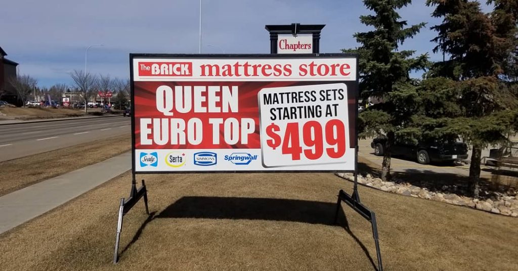 MOBILE SIGNS HAMILTON PORTABLE SIGNS HAMILTON