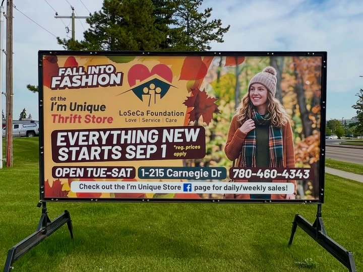 Mobile Real Estate Sign